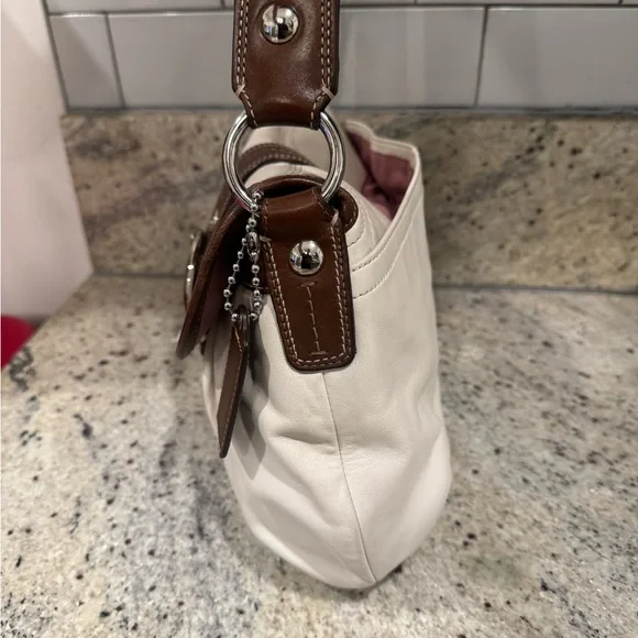 Coach soho white and Brown Leather Shoulder Bag Y2K excellent condition - Picture 4 of 9